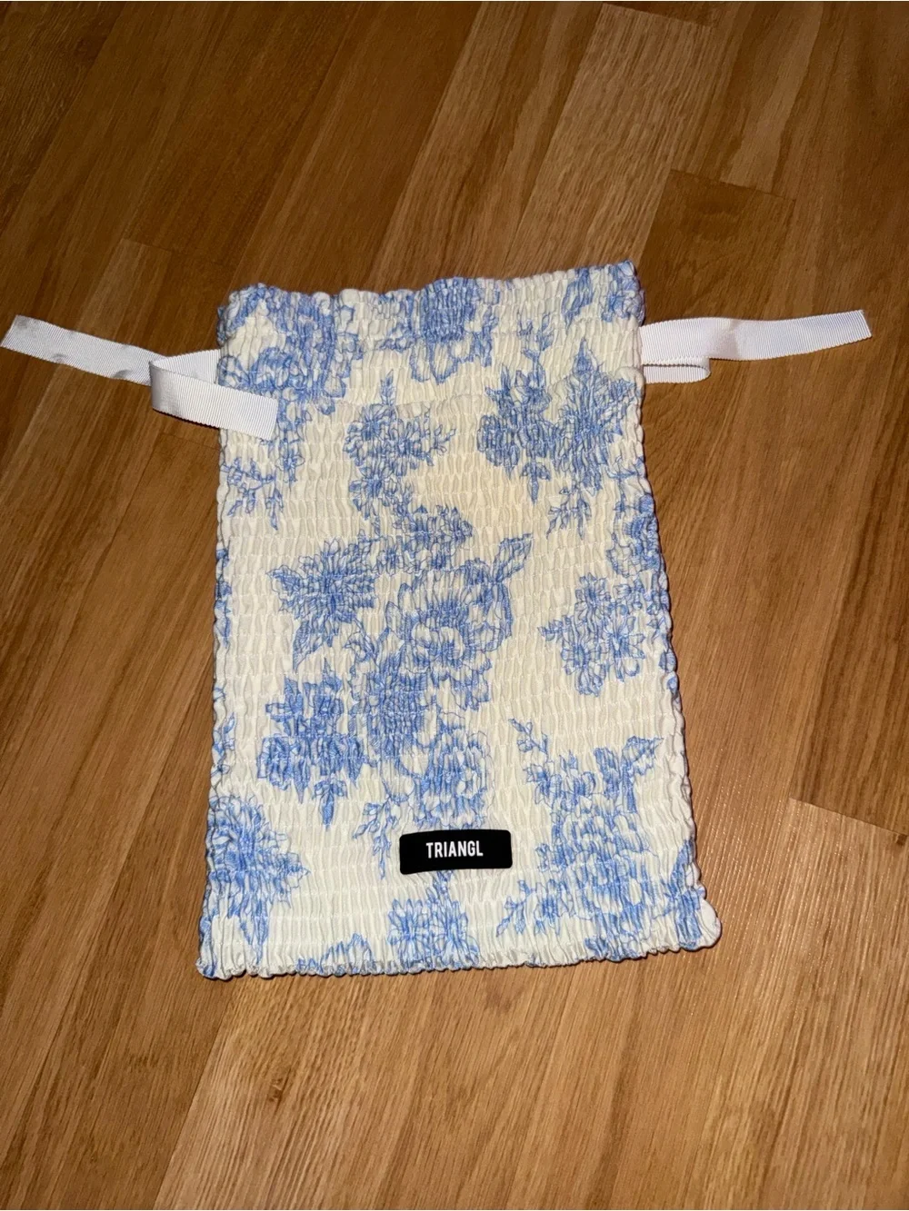triangl swimwear Blue and White Floral Drawstring Pouch